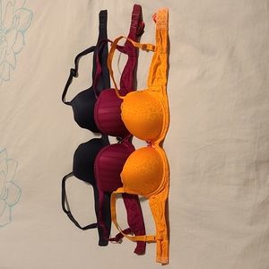 Bras 30D Cleo & B.tempt'd lot of 3